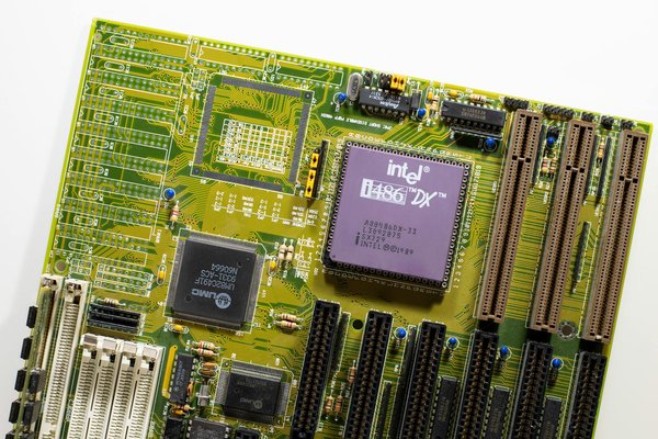 How to use predictive maintenance algorithms to improve operational efficiency in UK manufacturing plants?